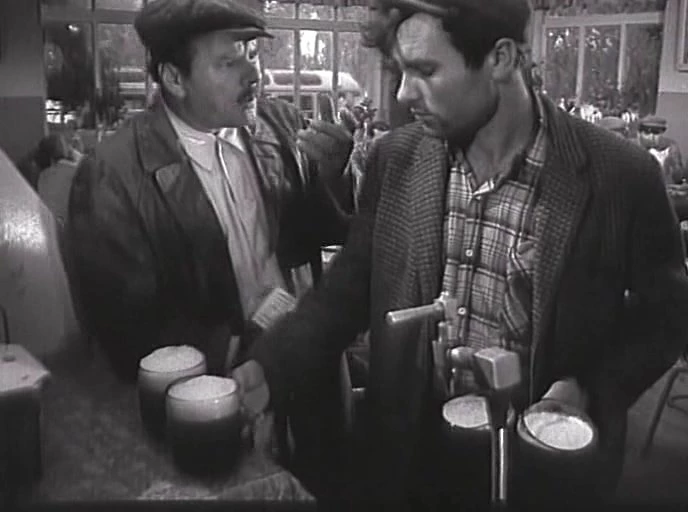 Мы двое мужчин 1962. Пиво в кинематографе. Пивнушки в советских фильмах.